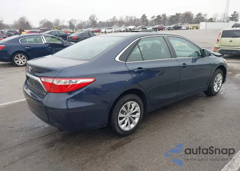 2016 Toyota Camry Le z USA, uszkodzony, nr VIN 4T1BF1FK1GU508059